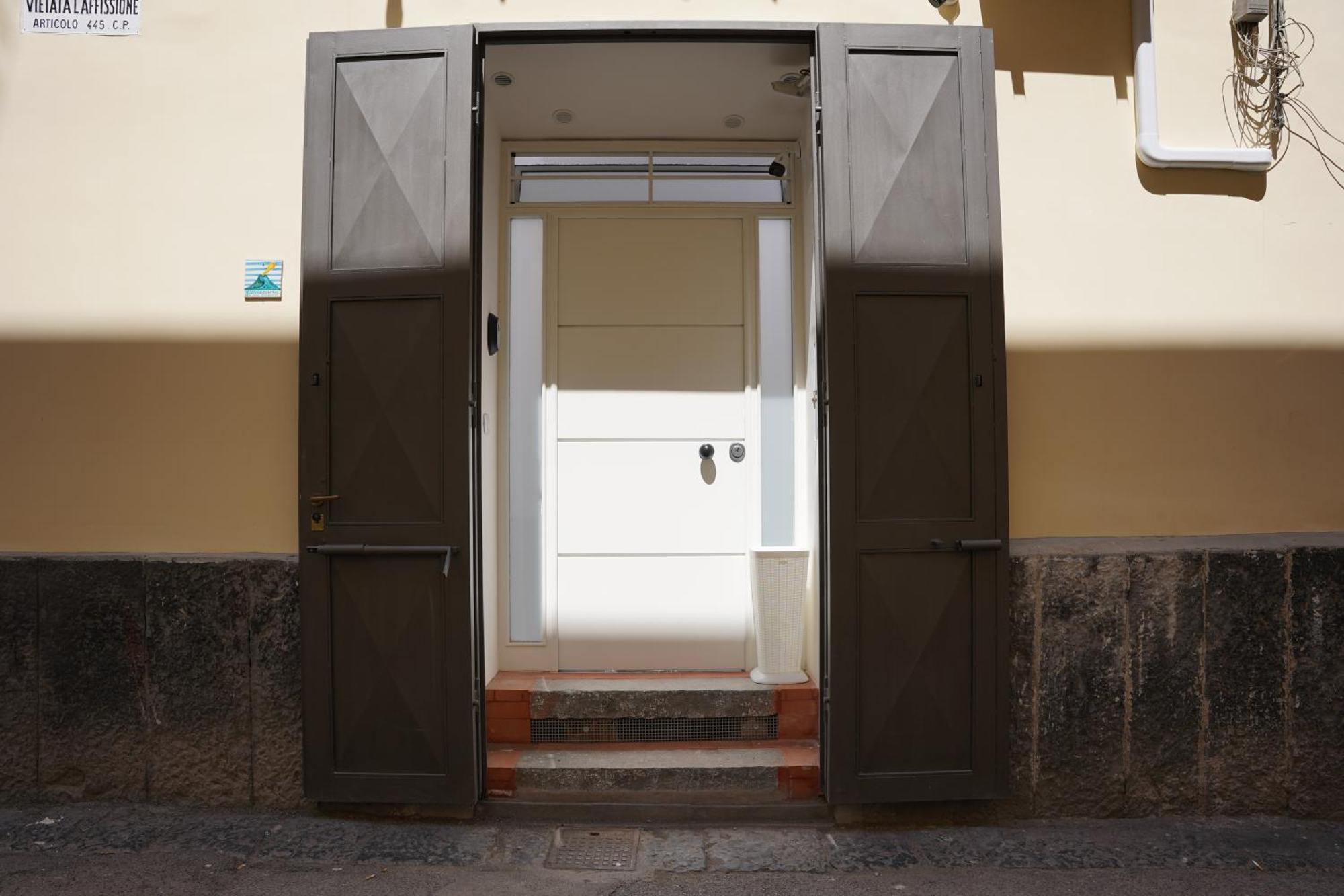 B&B Vesuvius Central トッレ・デル・グレコ エクステリア 写真